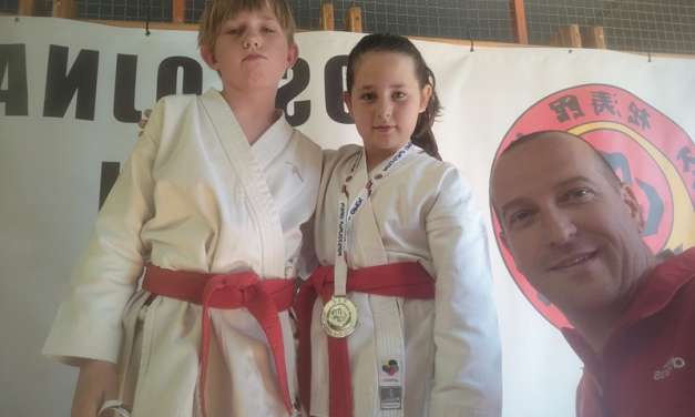 Dvojni uspeh karate kluba Kozjansko in Obsotelje na mednarodnem turnirju Postojna Open 2026