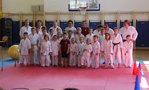 V KOZJEM OTROŠKO KLUBSKO KARATE TEKMOVANJE »KOZJANSKO 2014«