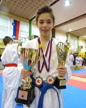 BORU HARTLU NASLOV DRŽAVNEGA PRVAKA V KARATEJU