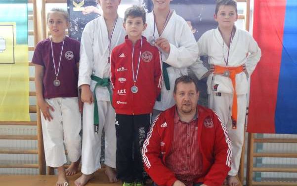 5 tekmovalcev karate kluba Kozjansko in Obsotelje nastopilo na 2. pokalu Mestne občine Velenje