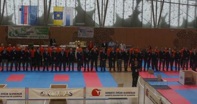 Mladinsko državno prvenstvo v karateju, kot se še ni zgodilo- LUKA BELE, TIMOTEJ JORDAN, BOR HARTL IN JAN HARTL DRŽAVNI PRVAKI V KARATEJU 2015