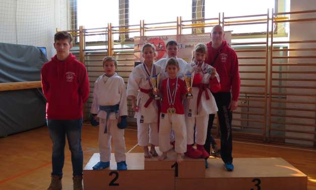 V VELENJU KARATEISTI KOZJANSKEGA IN OBSOTELJA OSVOJILI KAR 8. MEDALJ