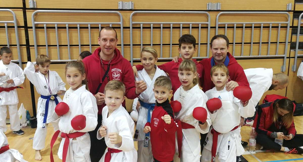 IZ TRBOVELJ Z 6.MEDALJAMI ZA KARATEISTE KOZJANSKEGA IN OBSOTELJA