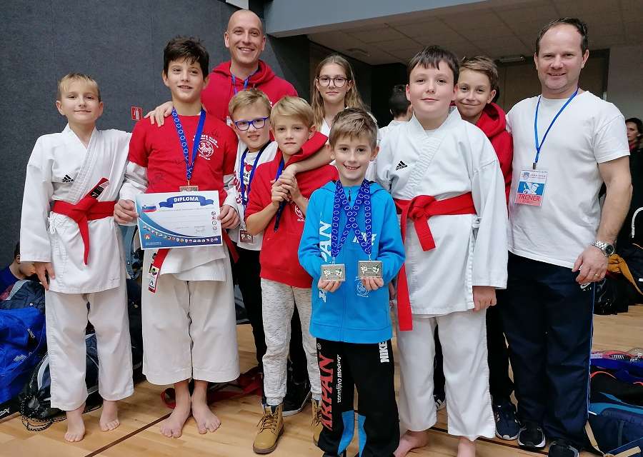 KARATEISTI SO SE IZ LJUBLJANE OPEN 2019 VRNILI S KAR 8 MEDALJAMI