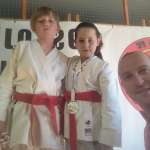 Dvojni uspeh karate kluba Kozjansko in Obsotelje na mednarodnem turnirju Postojna Open 2026